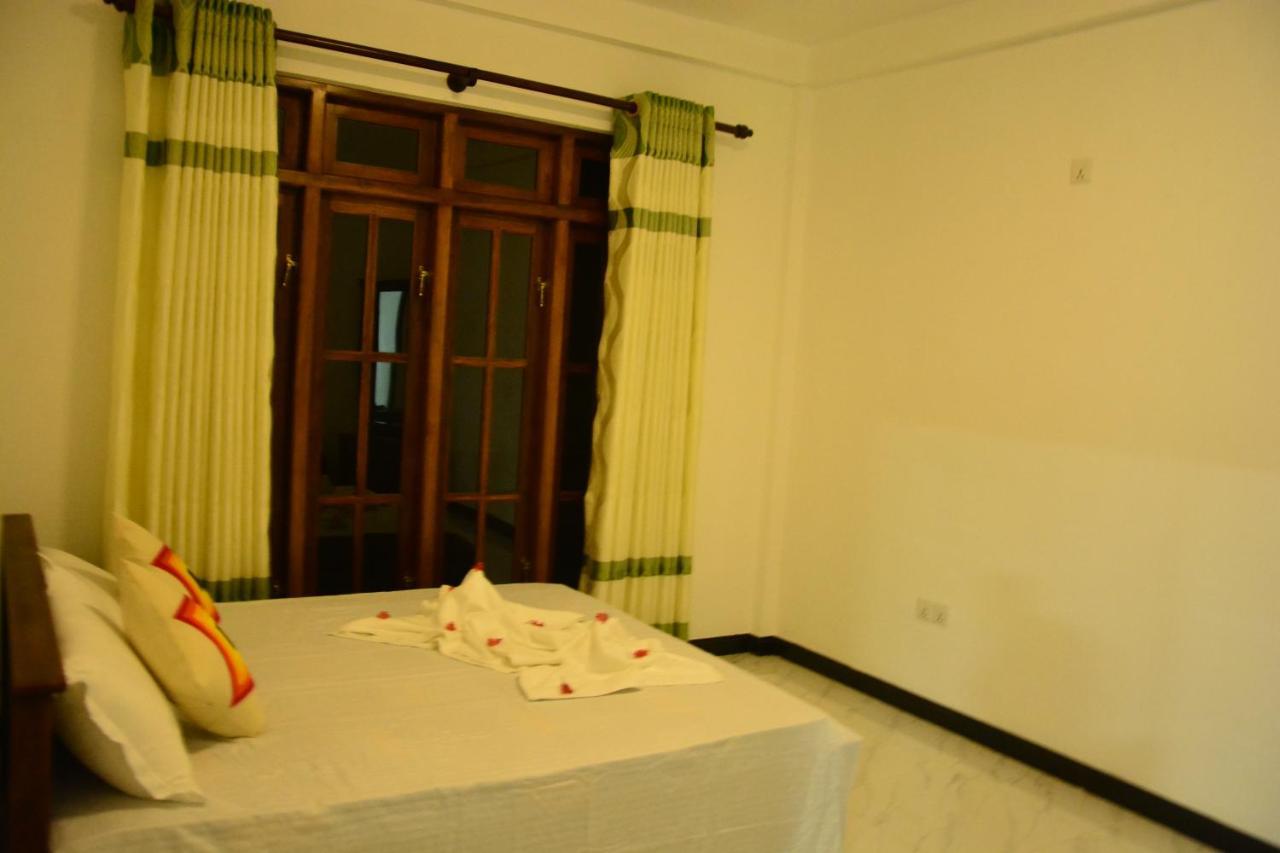 Seven Luck Palace Kandy Kültér fotó